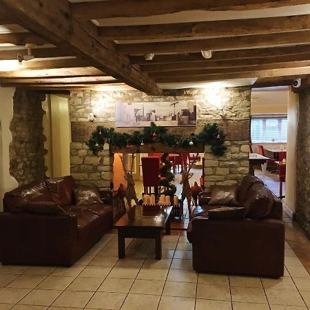 The Tally Ho Hotel - B&B Bicester Exterior foto